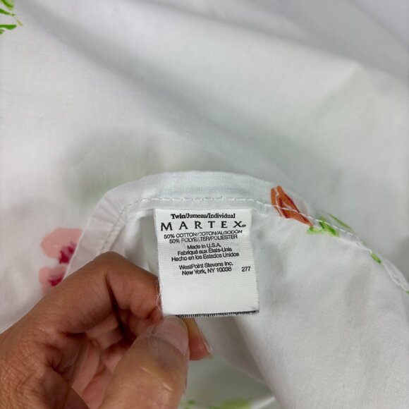 Vintage Martex Twin Flat Sheet White with Watercolor Flowers Blue Trim - Picture 4 of 5